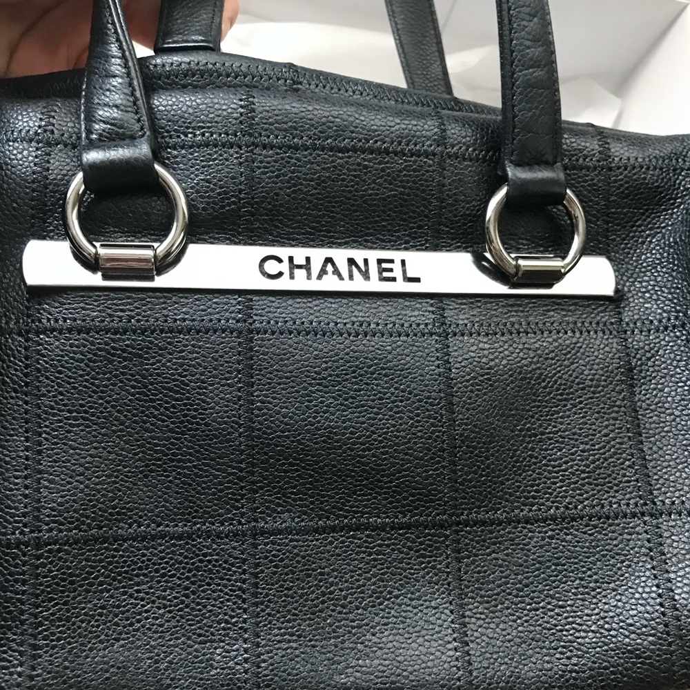 Authentic Chanel Black Leather Patchwork Bag With… - image 2